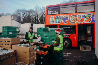 St Mary’s Andover teams up with Abel&Cole to reduce food waste and bless community
